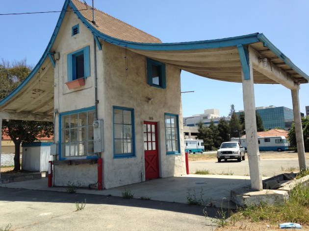 Flying Nun building (10)