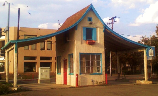 Flying Nun building (2)