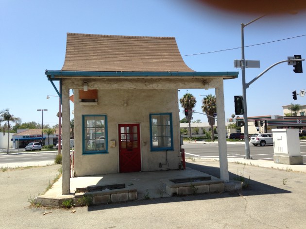 Flying Nun building (6)