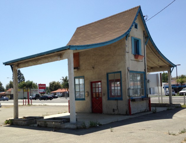 Flying Nun building (7)