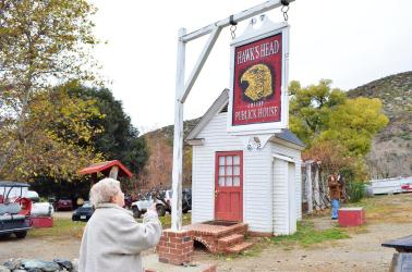 Hawk's Head in Oak Glen (2)