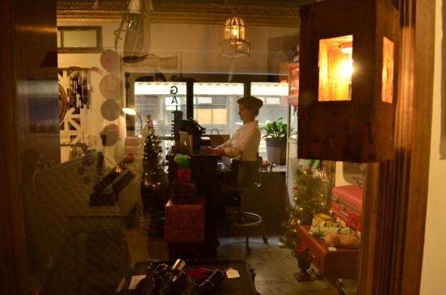 Fold Gallery and Curio Shop at The Last Bookstore (4)